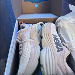 Hoka Women's Athletic Shoes - Womens size 6. Like new! With box! Comfy padding